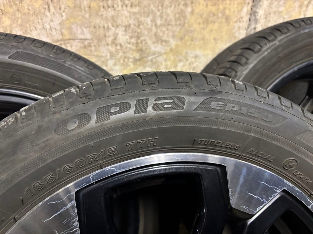 ① 送料込みにしました！　ダイハツ純正アルミホイール　　15インチ　2本のみ