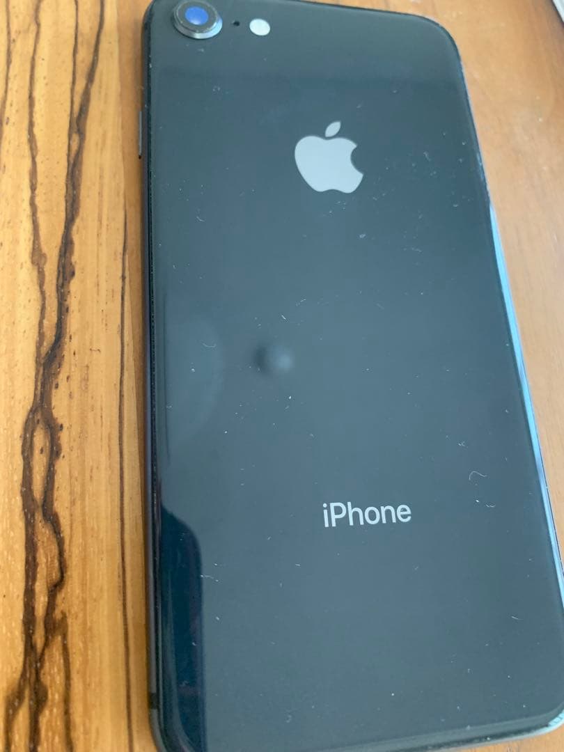 【値下げ】Apple iPhone 8 スペースグレイ　64GB SIMフリー