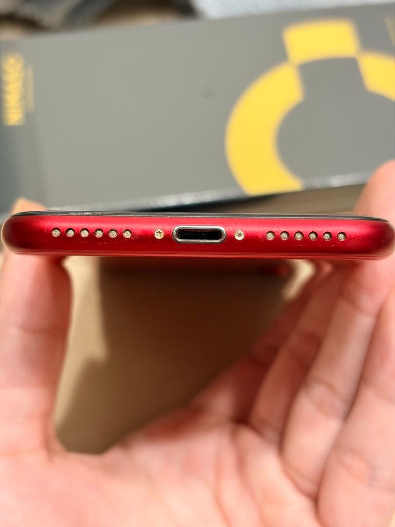 iPhone SE2 第2世代 128GB Red レッド SIMフリー おまけ