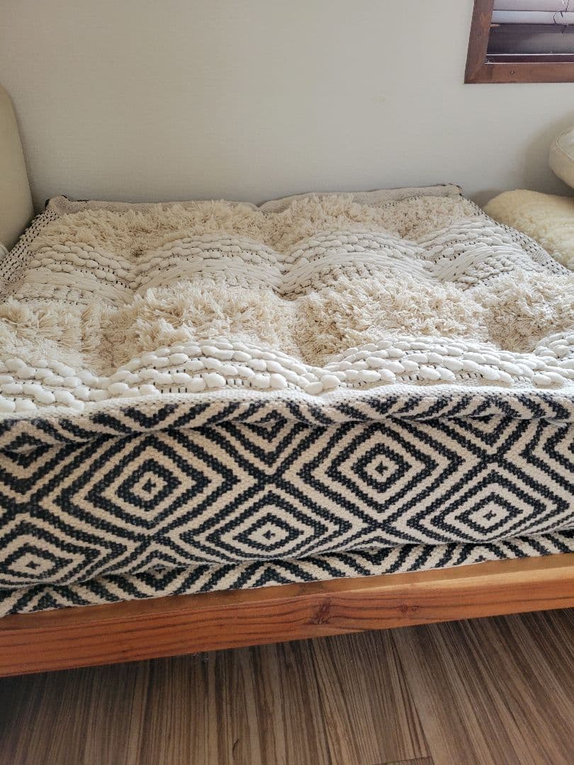 ほぼ未使用アデペシュブロックマルチソファクッション