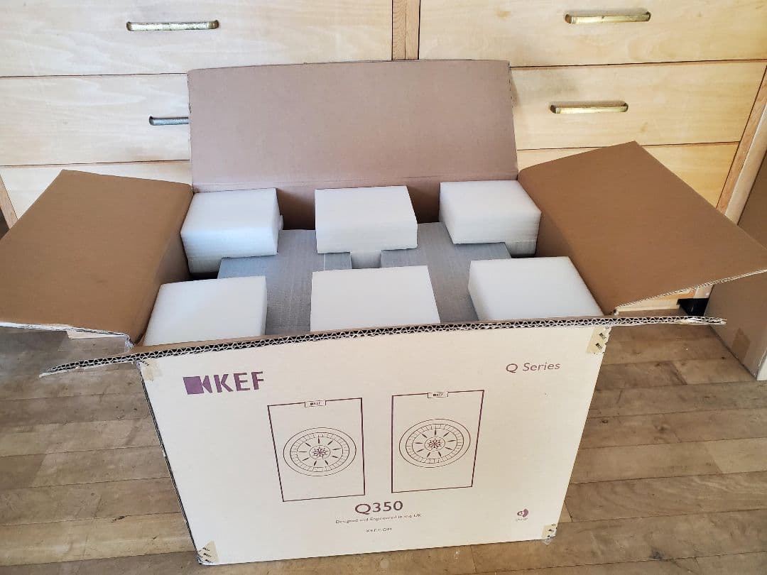 KEF Q350 スピーカー ペア (元箱とサランネット フロント グリル付き)