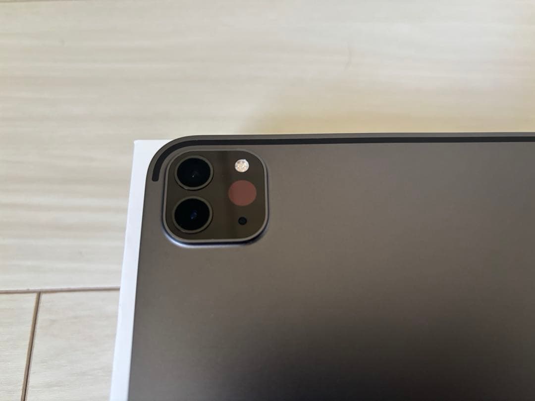 iPad Pro 第5世代 12.9インチ 128GB WiFi モデル【美品】