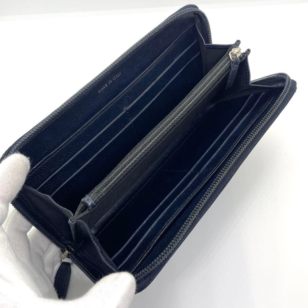 シャネル ラウンドファスナー 長財布