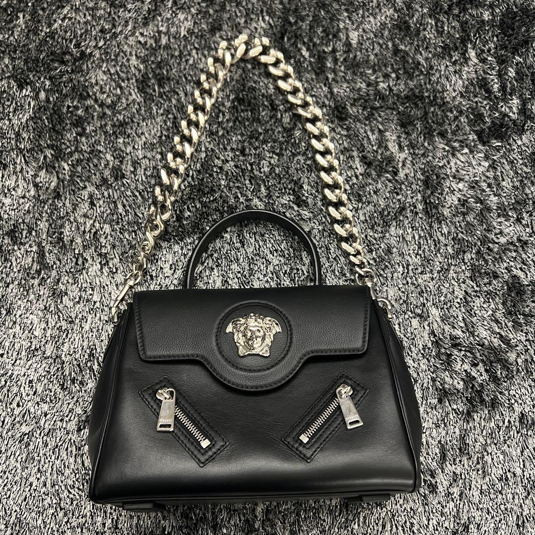 ヴェルサーチ 黒 ハンドバッグ シルバーチェーン