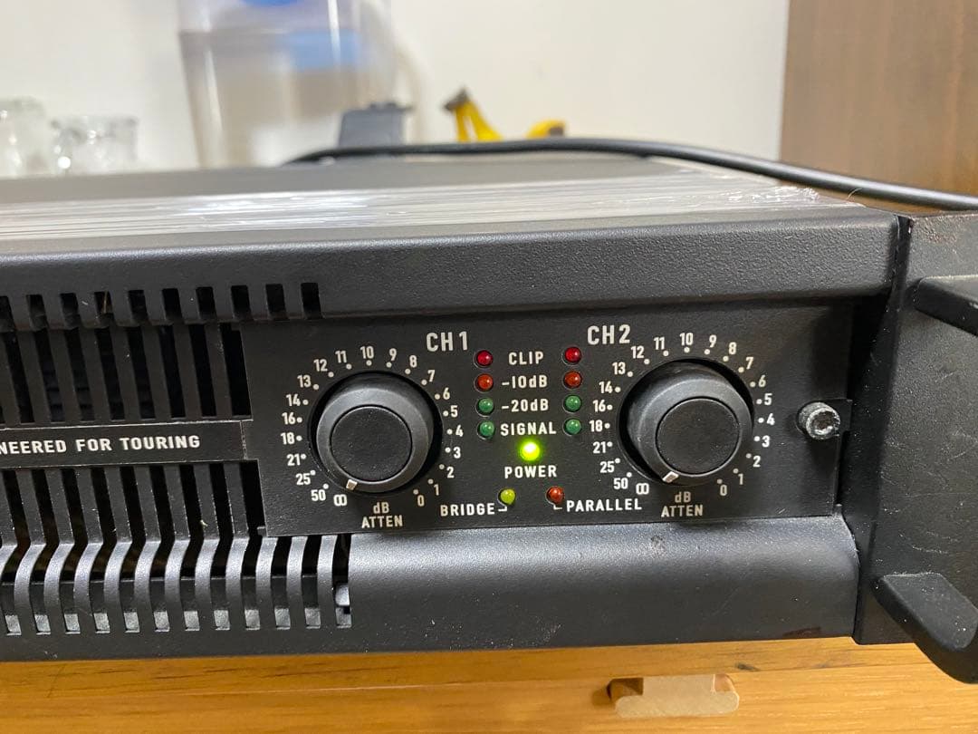 QSC PL224 PAアンプ 715W+715W/4Ω★簡易検査品