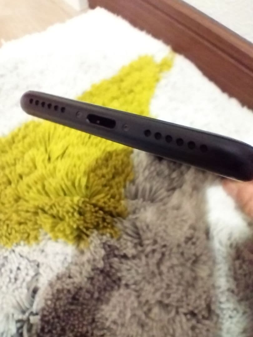 iPhone se 第2世代 128GB 本体 ブラック バッテリー96％ 美品