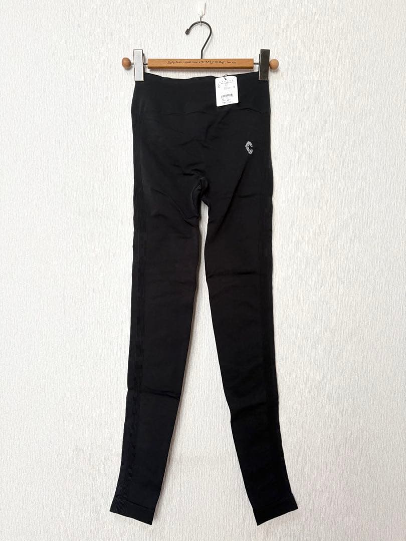 新品タグ付き CRONOS クロノス スタイルアップレギンス ブラック