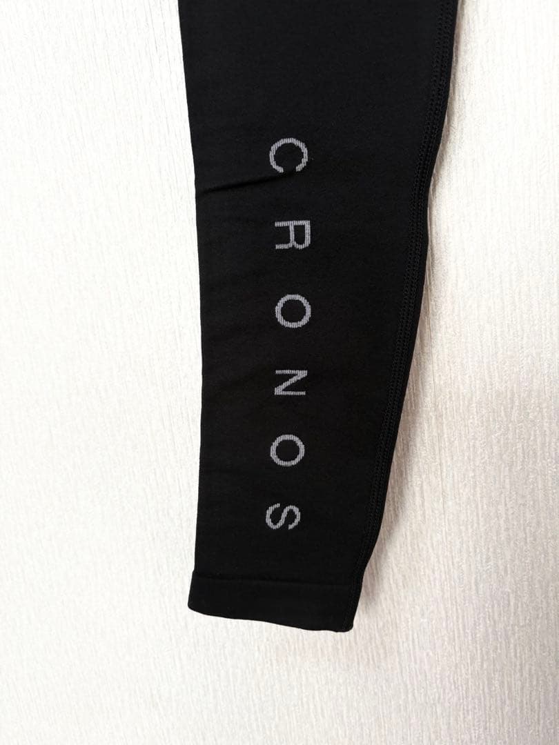新品タグ付き CRONOS クロノス スタイルアップレギンス ブラック