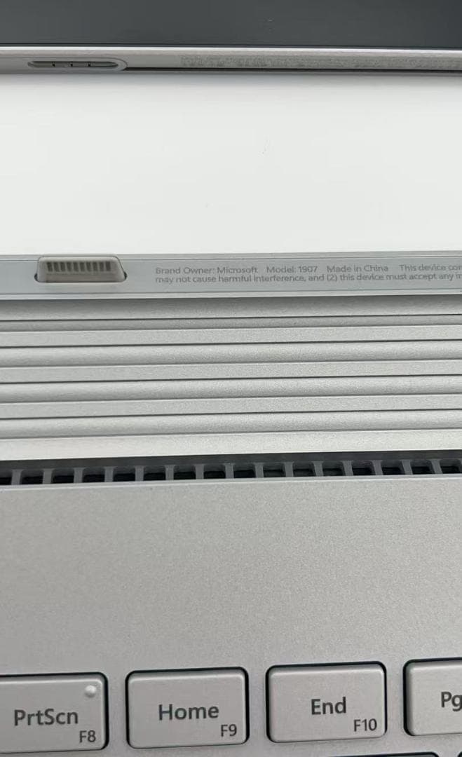 Surface Book 3 i7-1065G7 GTX 1660ti 搭載