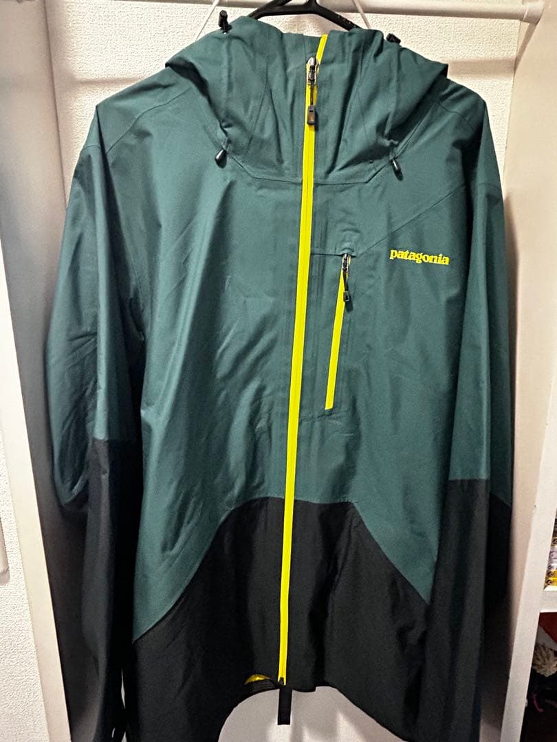 【最終値下げ】patagonia スキーウェア メンズ ダークグリーン/ブラック