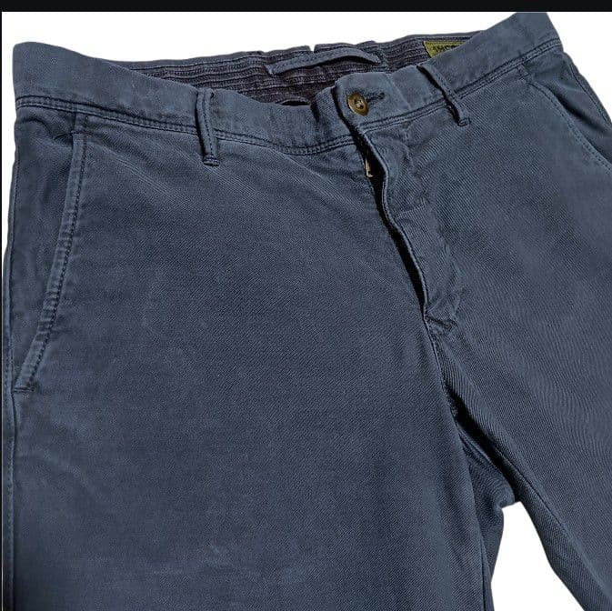 INCOTEX ギャバジンコットン ウォッシュド加工ガーメントダイ ネイビー