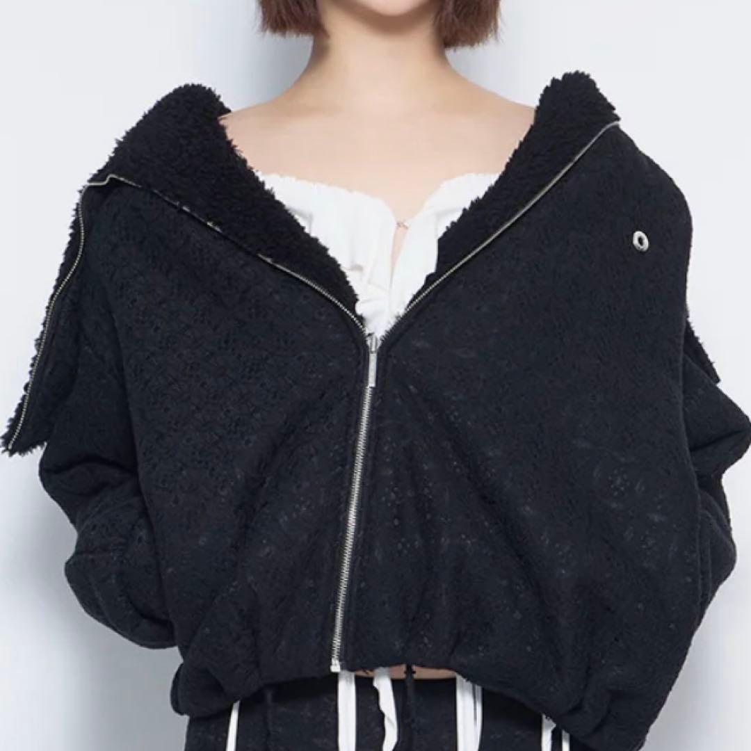 フーディー　ブラック