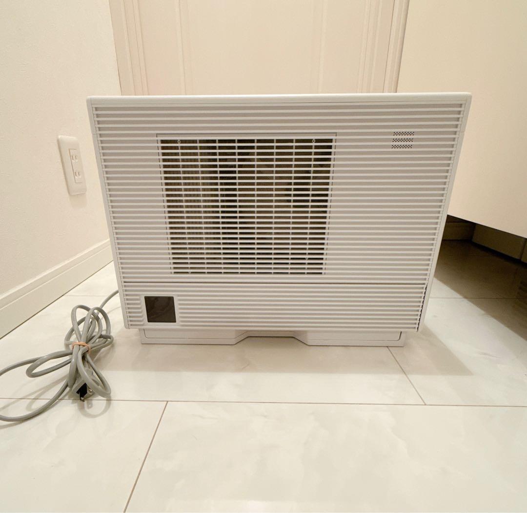 【美品】Panasonic パナソニック衣類乾燥除湿機 F-YZVXJ60-W