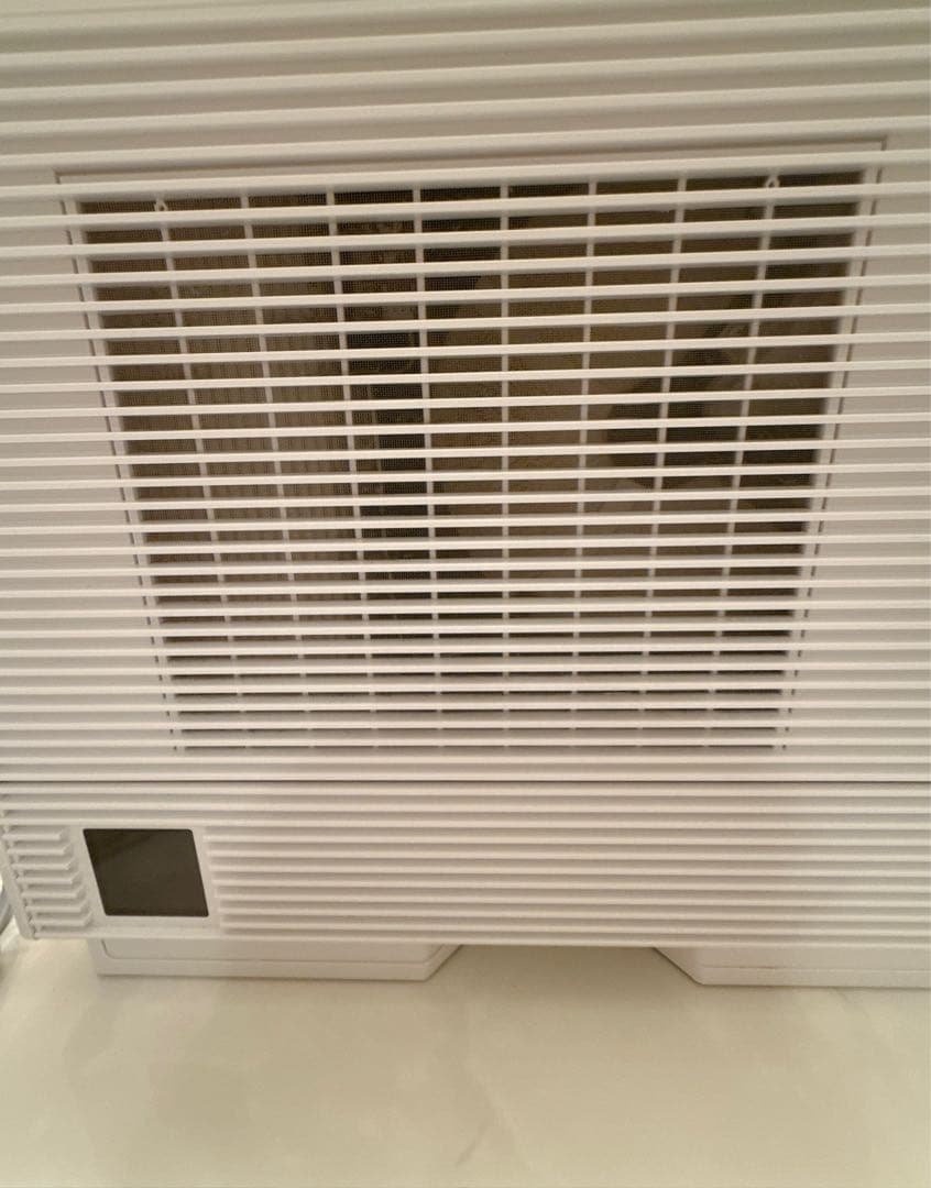 【美品】Panasonic パナソニック衣類乾燥除湿機 F-YZVXJ60-W