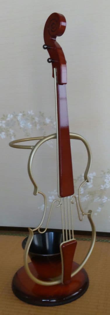バイオリン型傘立て
