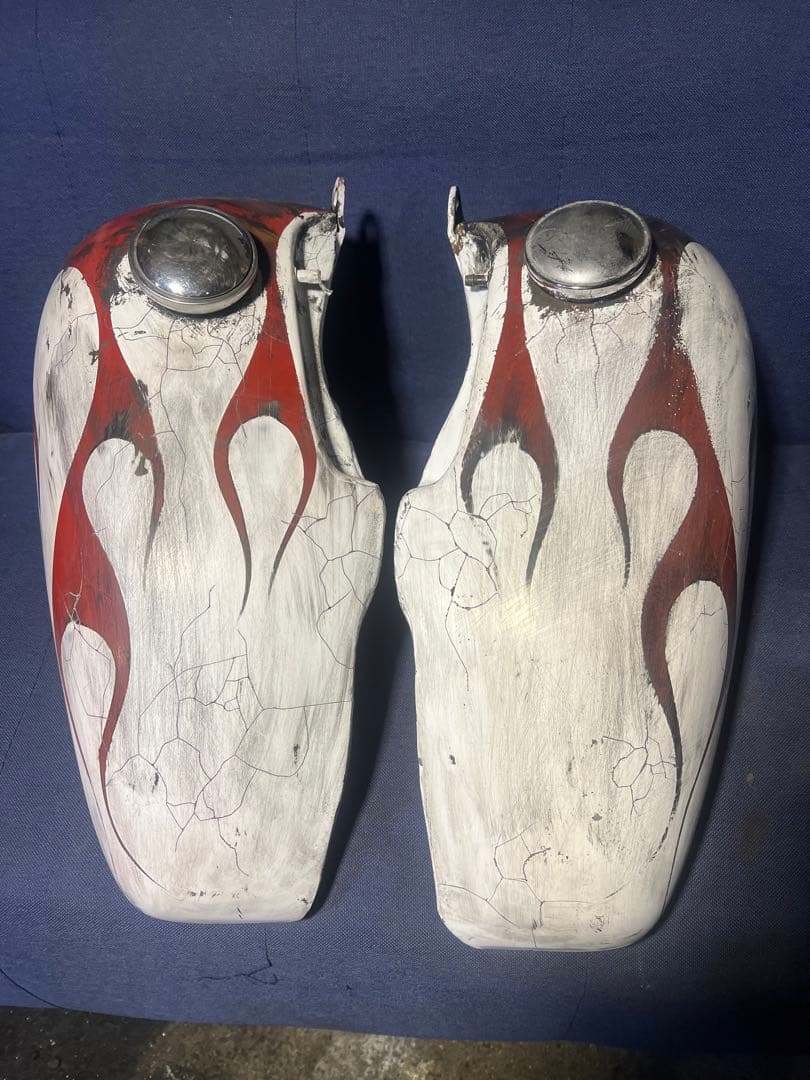 ハーレー タンク エイジング塗装 分割タンク