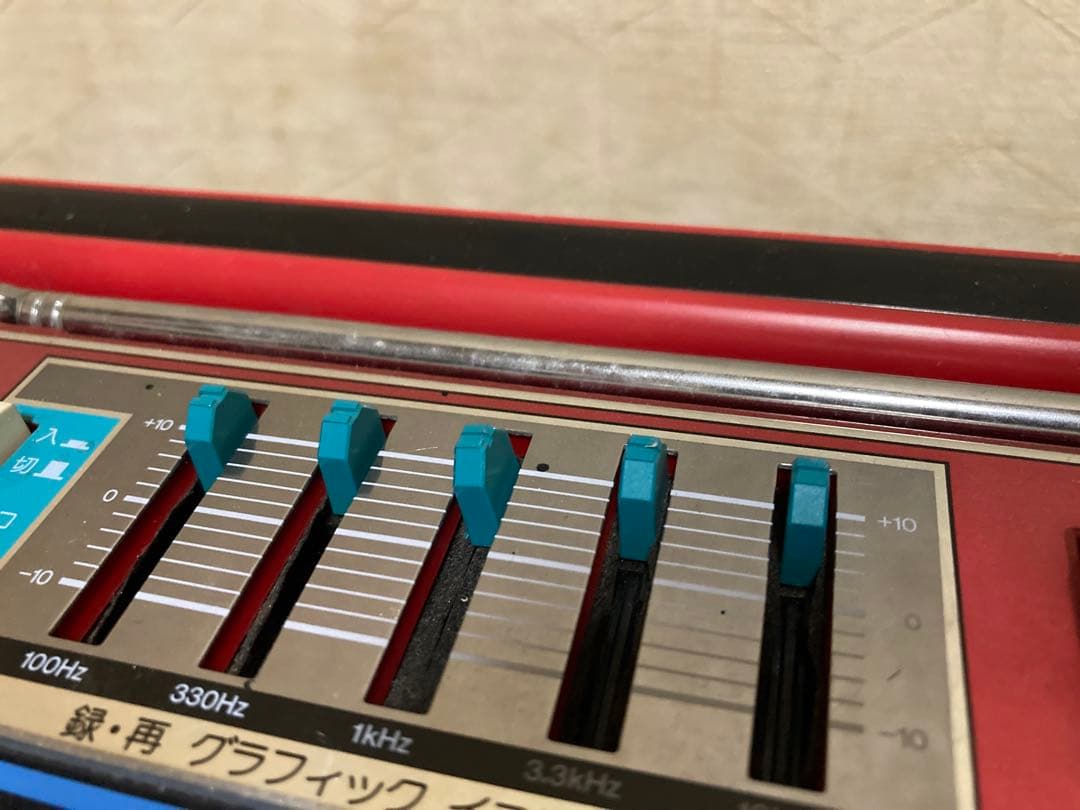 懐かしいレアサンヨーWV-2 赤色 ラジカセ オートリバースジャンク品