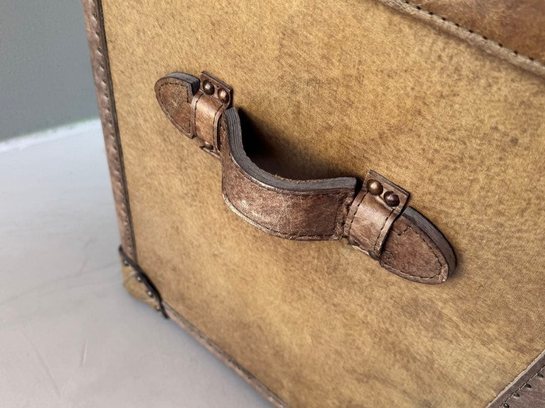 アスプルド　halo ハロ　パリストランク　本革　レザー　キャビネット