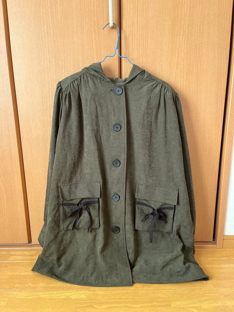 TINA：JOJUN ストール付き フーディコート カーキ