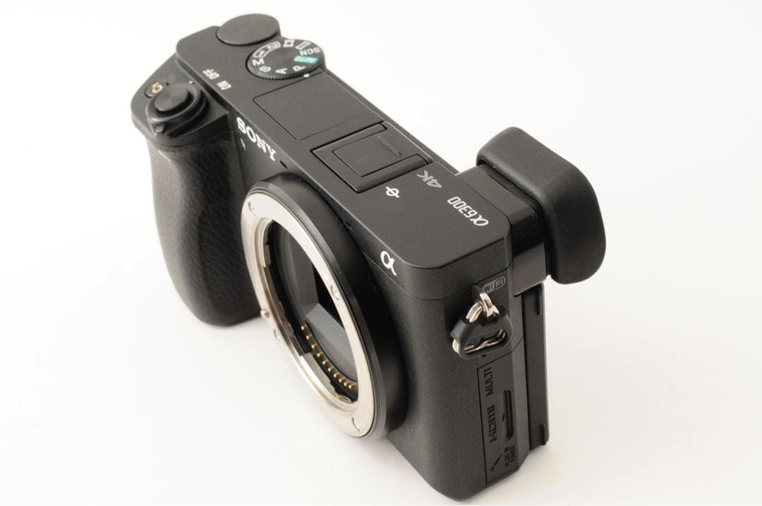 美品 ◆ショット数:1,571回◆ SONY ソニー α6300 16-50mm