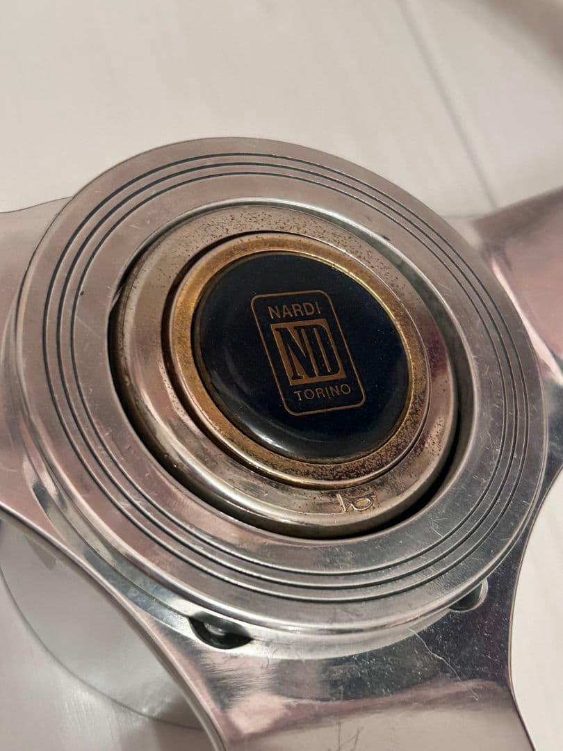 ウッドステアリング　NARDI　ナルディー