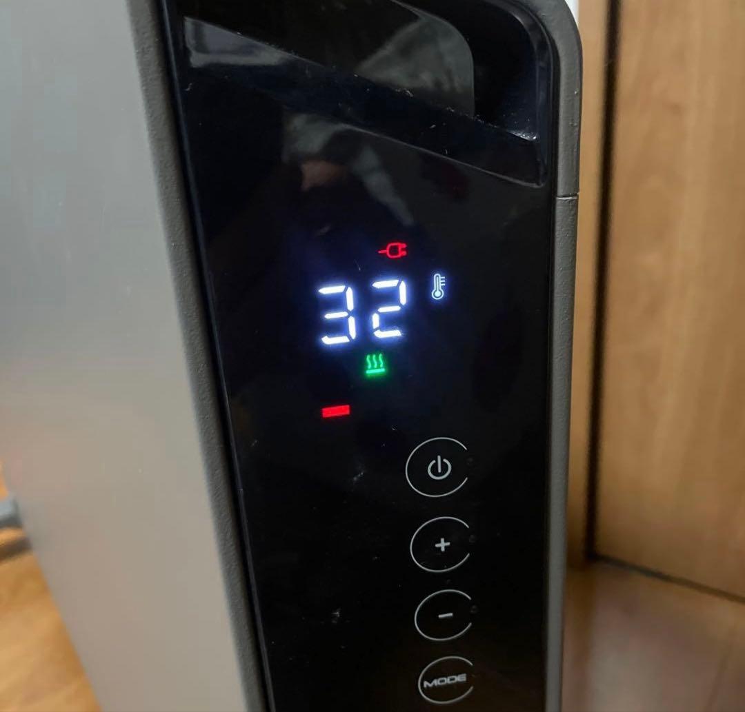 デロンギコンベクターヒーター　電気ヒーター グレー 16℃〜32℃ 温度調整