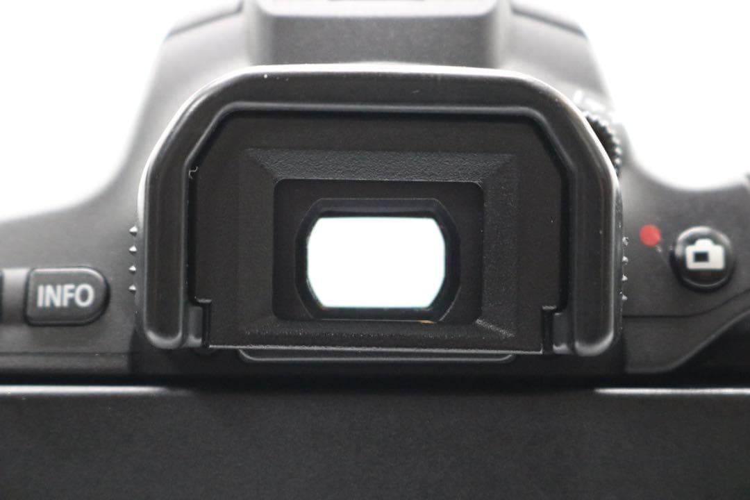 超美品 【Canon EOS Kiss X9 ダブルレンズ】 Wi-Fi搭載