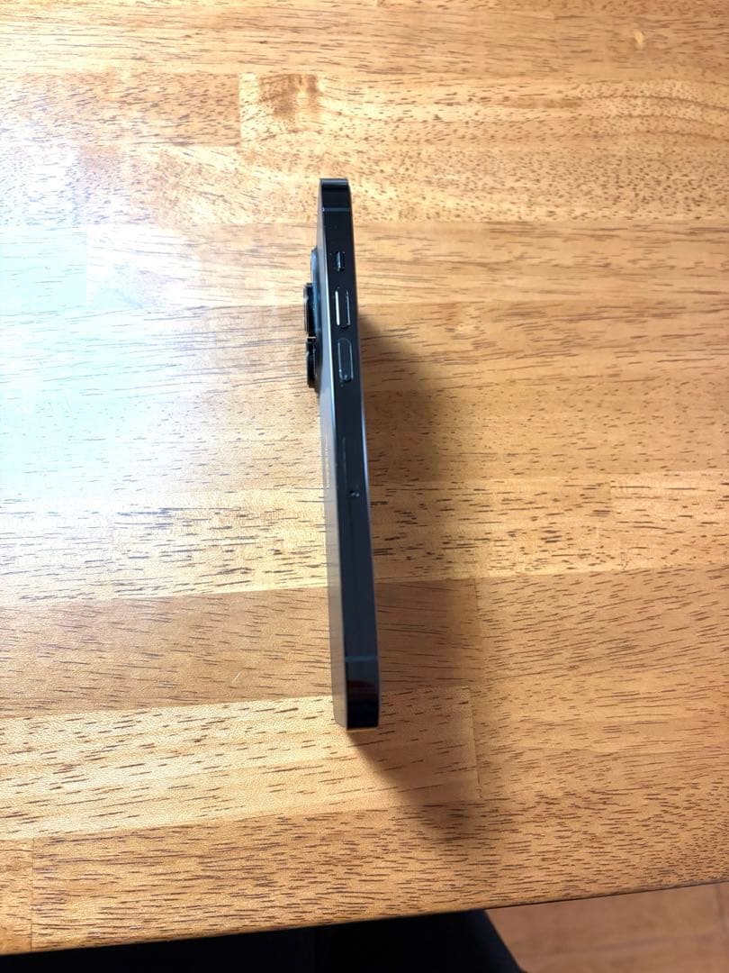 美品iPhone14Pro 256GB修理歴なしSIMフリー&PITAKAカバー