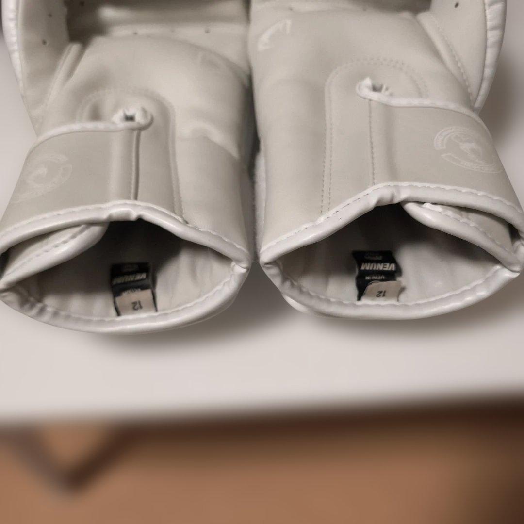 Venum ボクシンググローブ 12オンス新品未使用