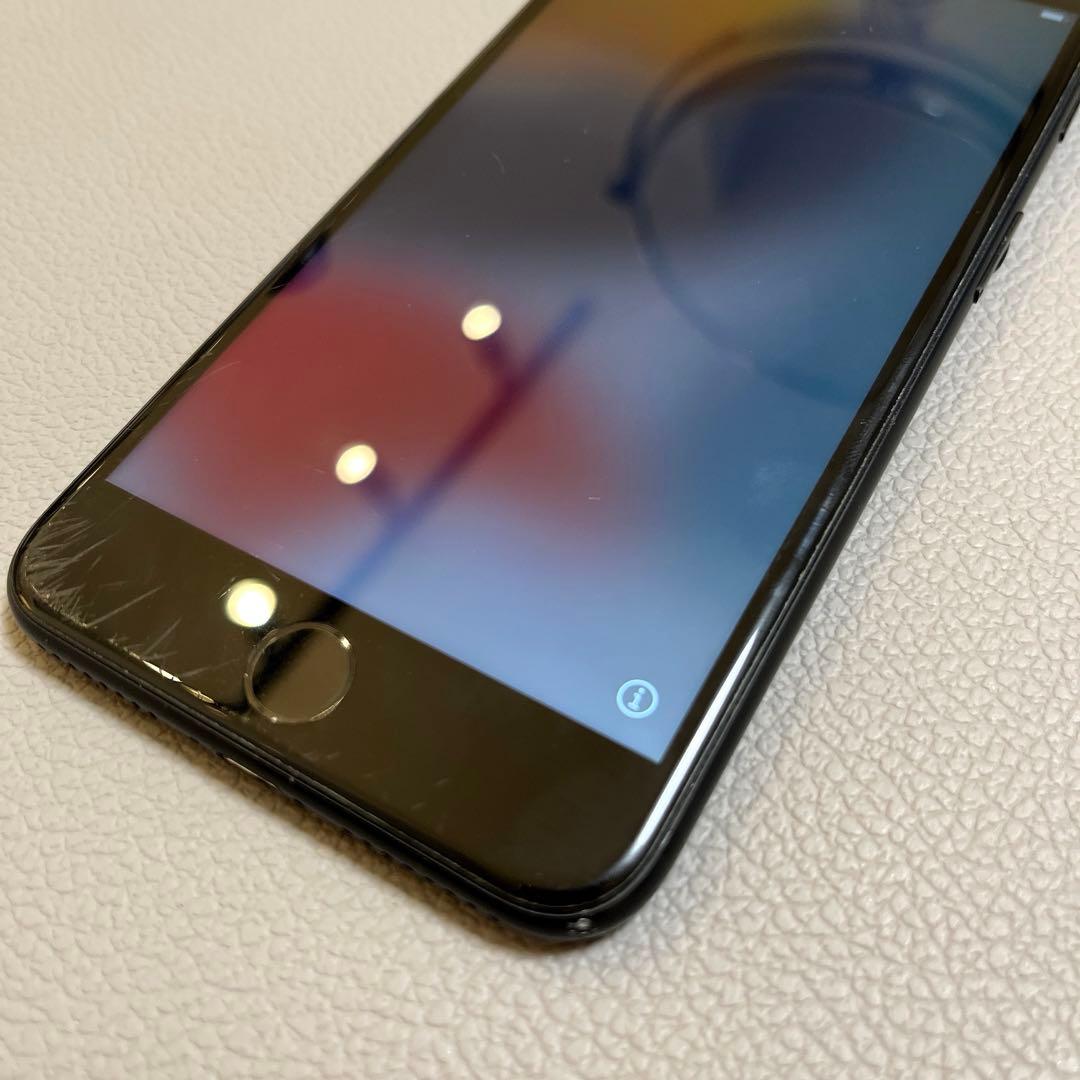 iPhone 7PLUS（ブラック／128GB）　美品