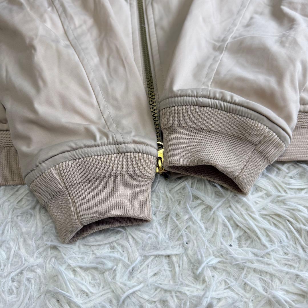 【レザレクション】美品 ジップジャケット ベージュ 刺繍ロゴ S レディース