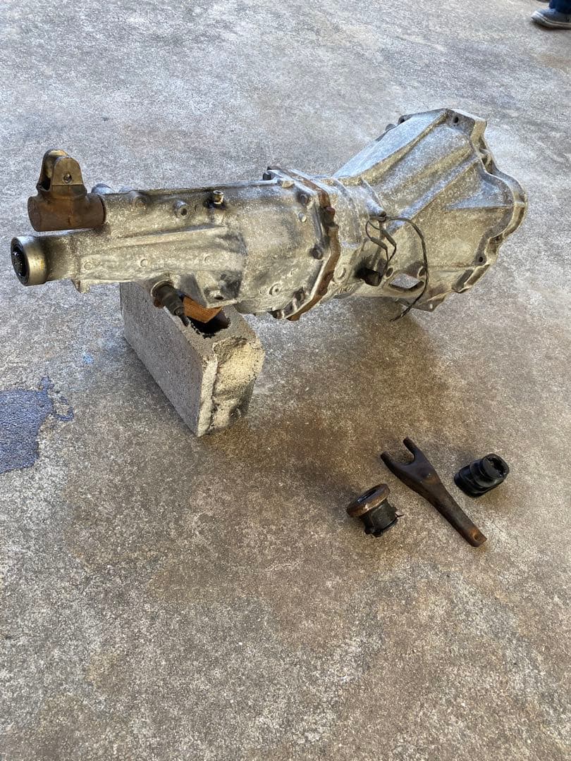 L型エンジンミッション　71B 5速　ケンメリ　S30 130Z