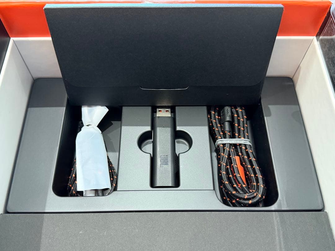 【美品】JBL Quantum 600 ゲーミングヘッドセット