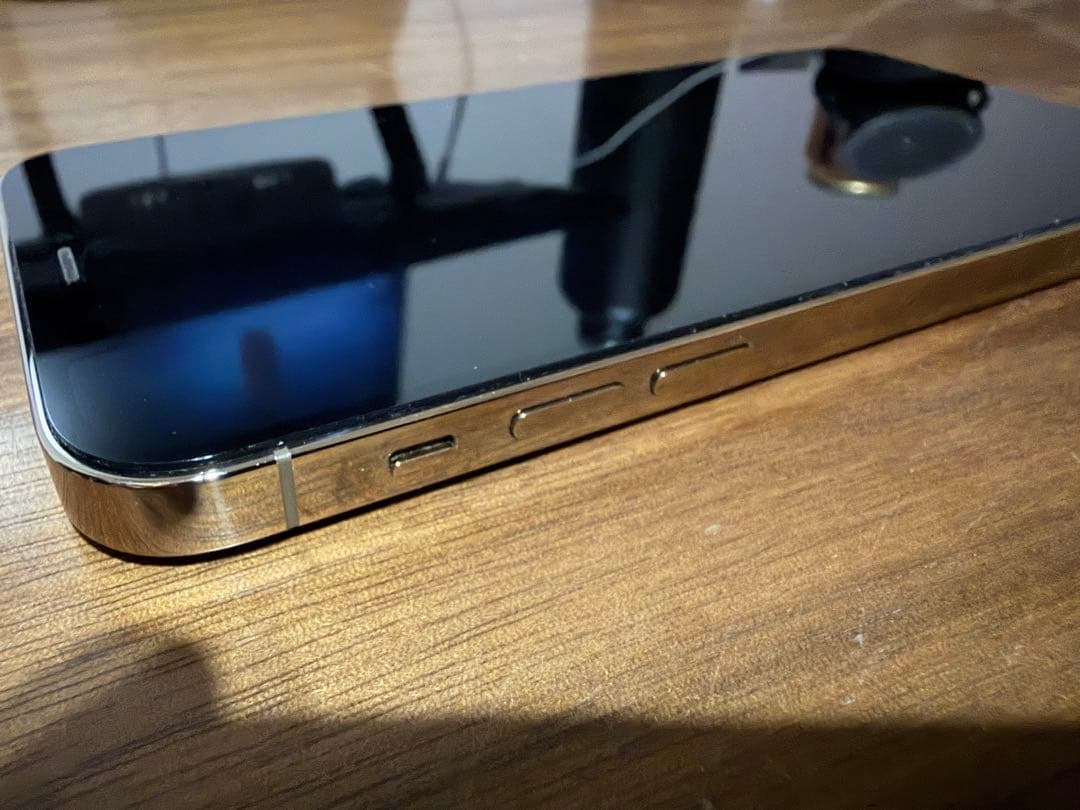 iPhone12pro（非純正バッテリー）