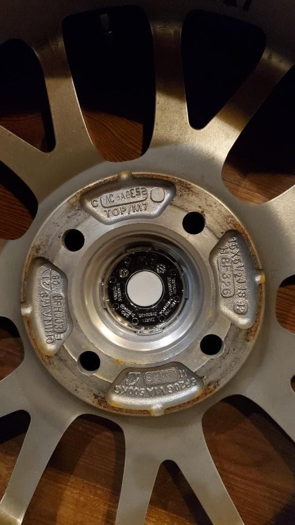 アルミ付きスタッドレスタイヤ　バリ山　バラ販売　185/60R15　4穴