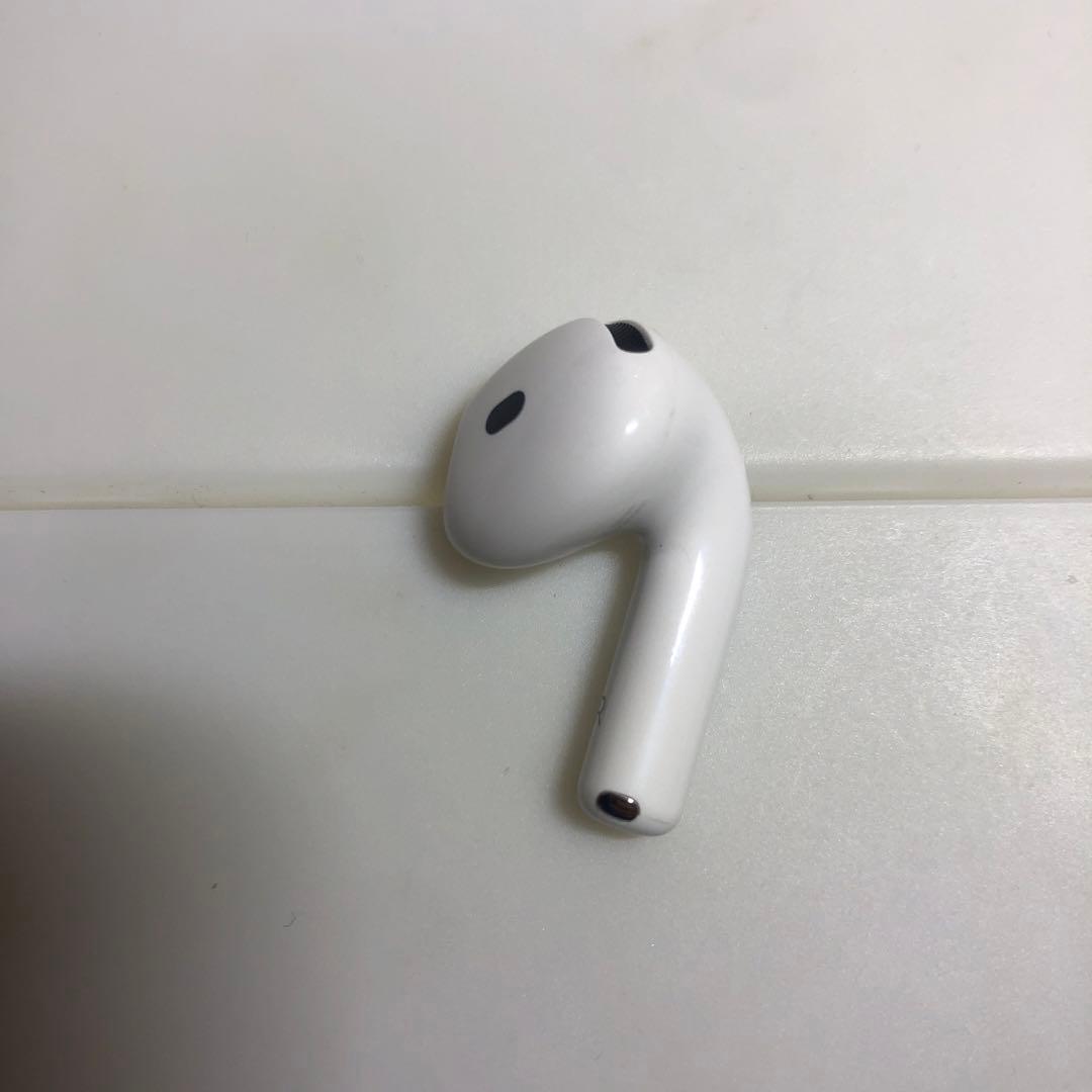 Apple AirPods 第4世代　ANC A3055 3056 右耳　右側