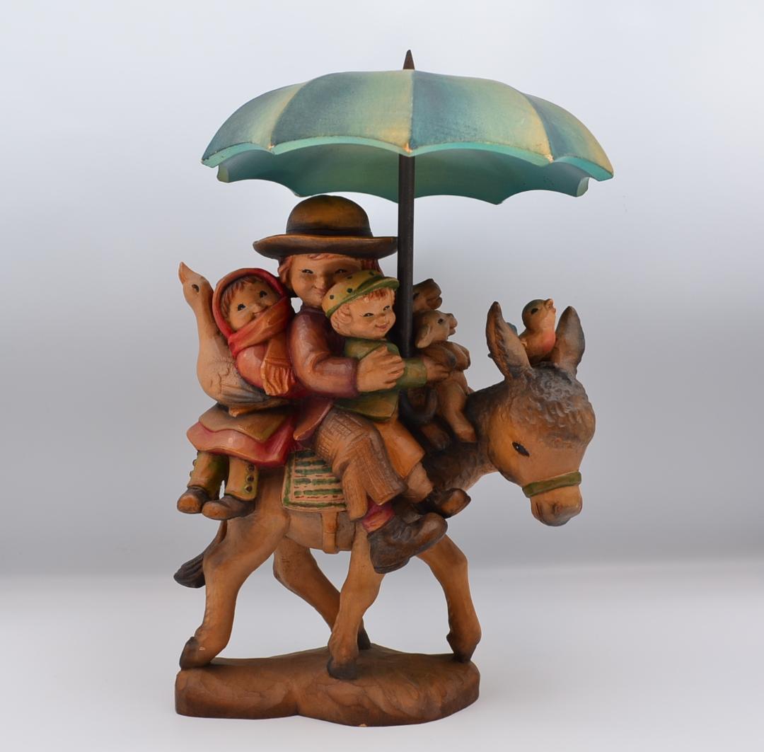 雨の中を走る　ANRI　サラケイ　木彫り人形　イタリア　高さ26ｃｍ　レア