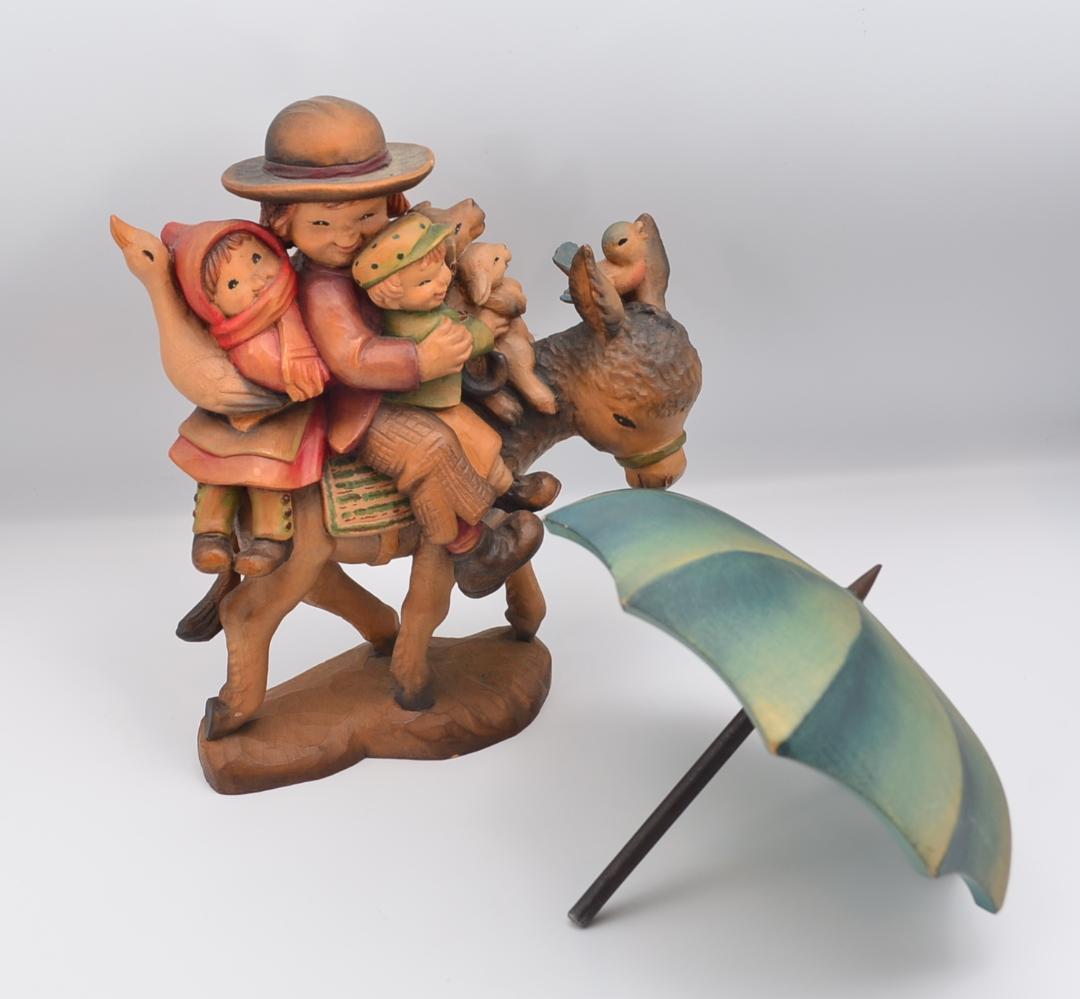 雨の中を走る　ANRI　サラケイ　木彫り人形　イタリア　高さ26ｃｍ　レア