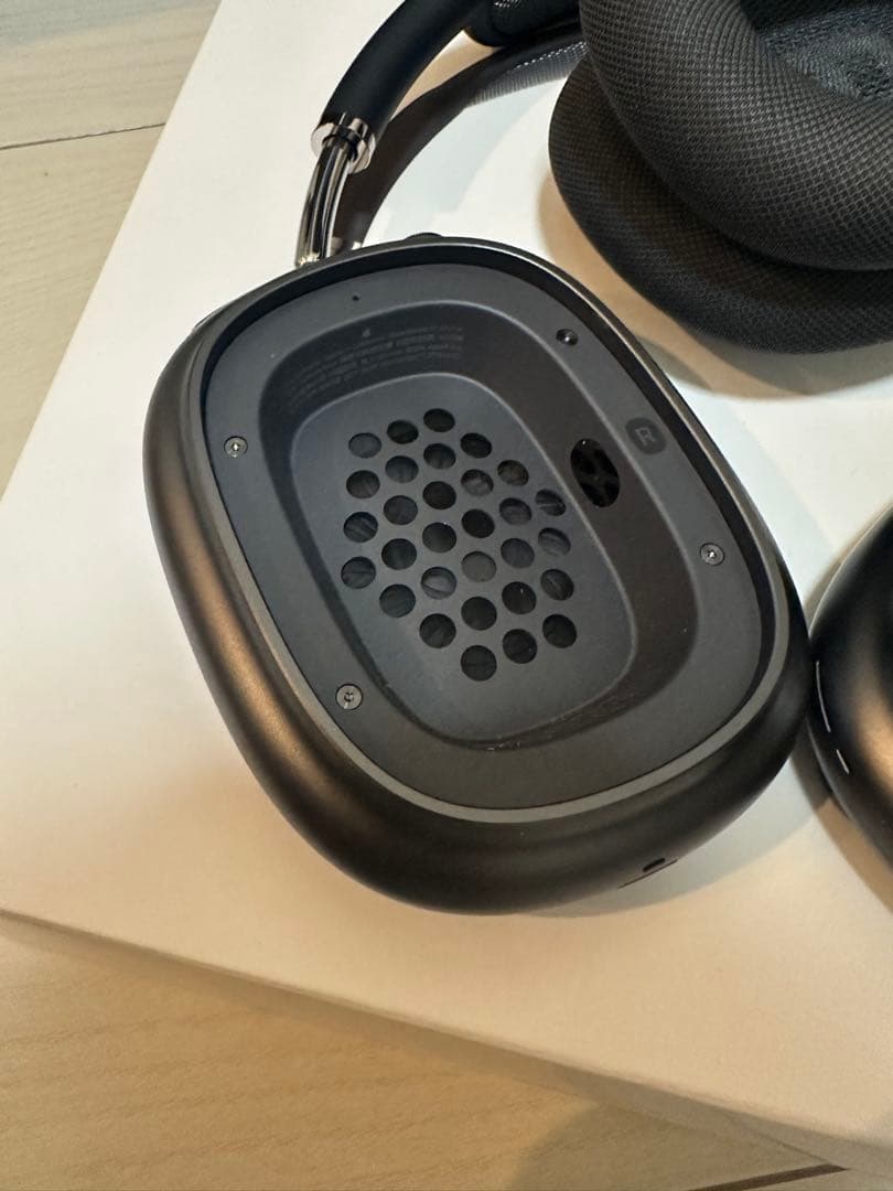 airpods max スペースグレー