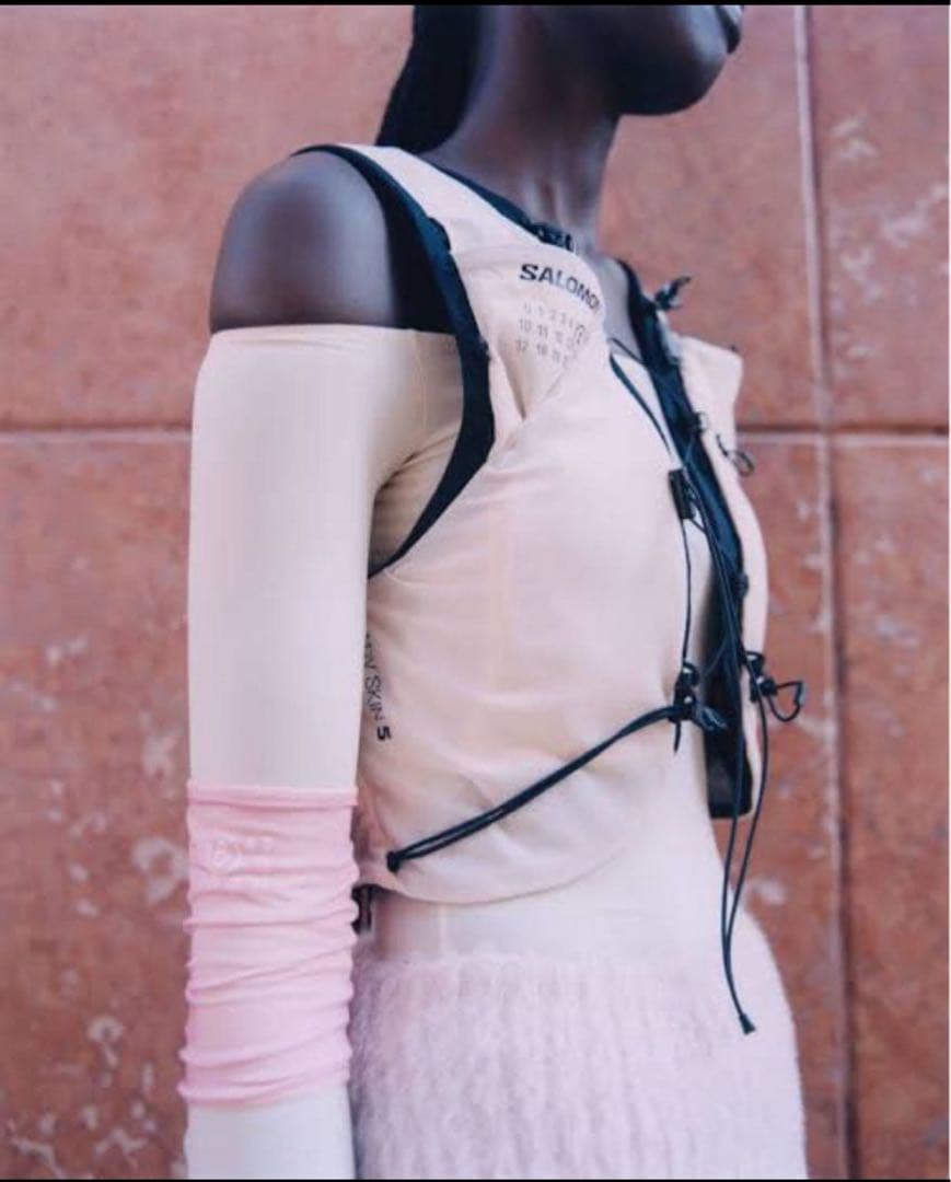 mm6×Salomonサロモン トレイルランニング ベスト ジレ サイズS