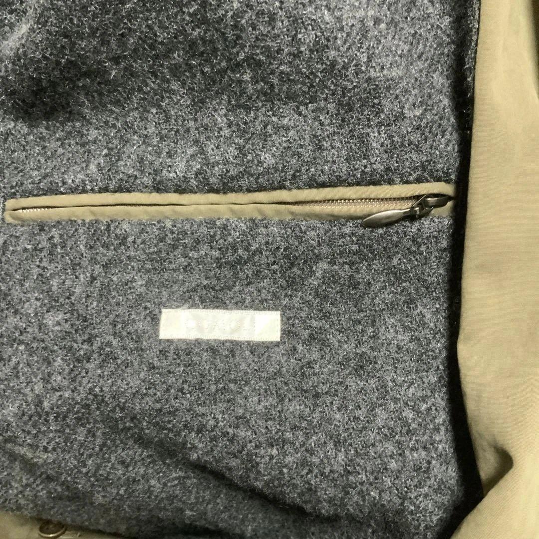 COMOLI フーデッドコート　サイズ2 クリーニング済