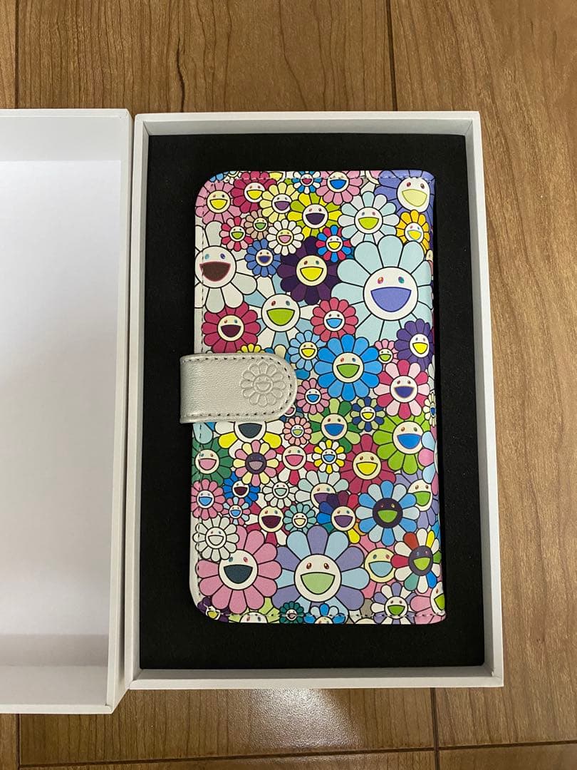村上 隆Tonari no Zingaro 花柄 手帳型ケース
