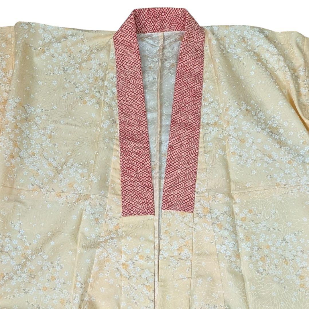 きものやまと誂製 カラー長襦袢 薄黄地に桜 半襟付き