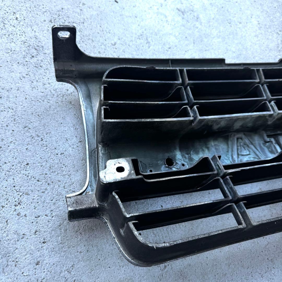 80系 ランドクルーザー 純正フロントグリル