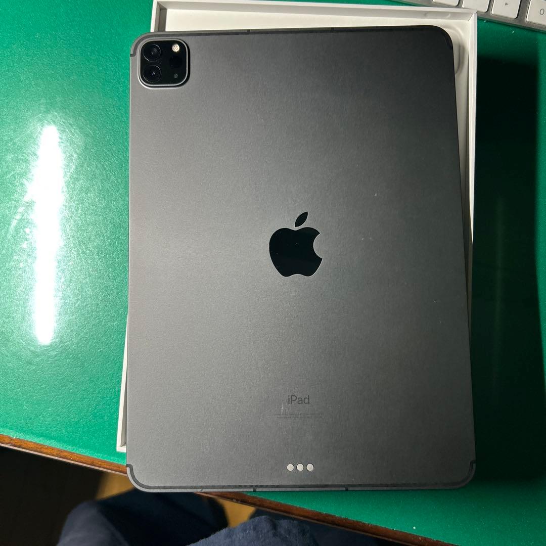 iPad Pro 11インチ 第三世代 Cellular モデル　256GB