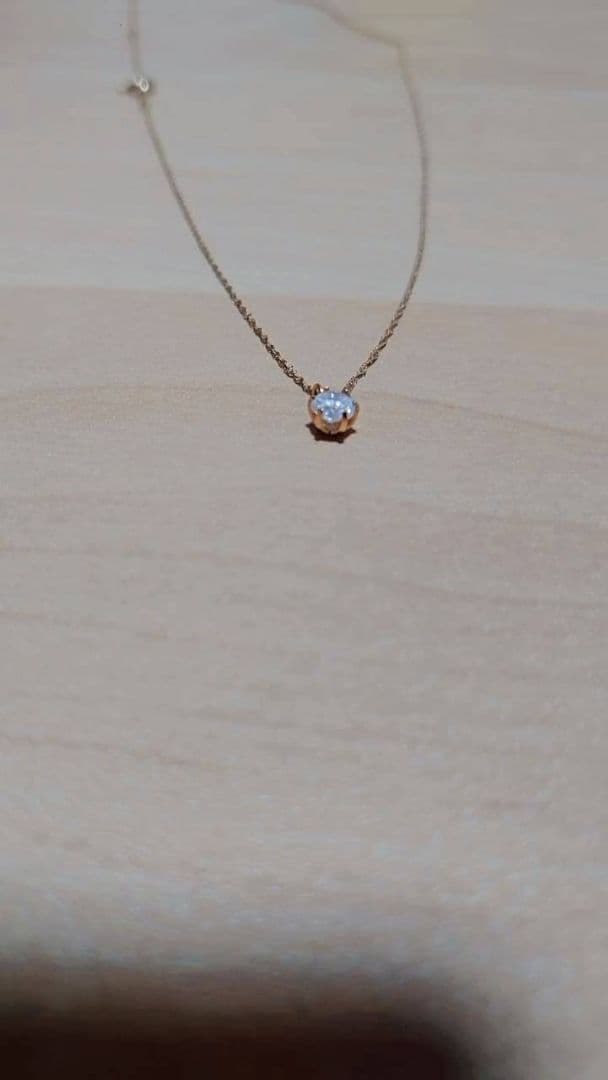 一粒ダイヤネックレス