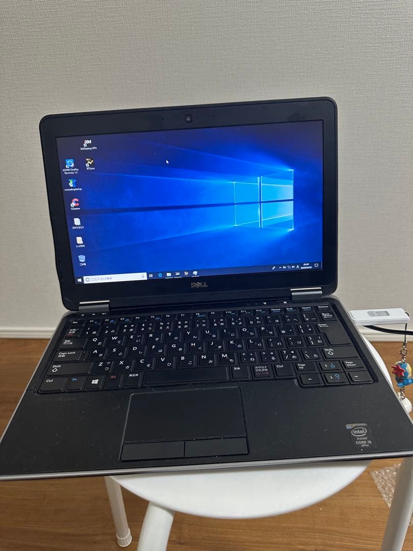 Dell E7240 i5 4300U メモリ8GB、ssd128gb