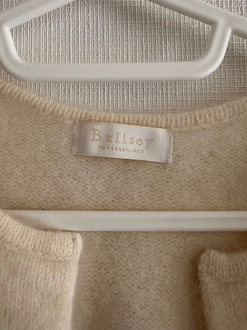 トゥモローランド　ボールジィ　フラッフィーヤーン ノーカラージレ