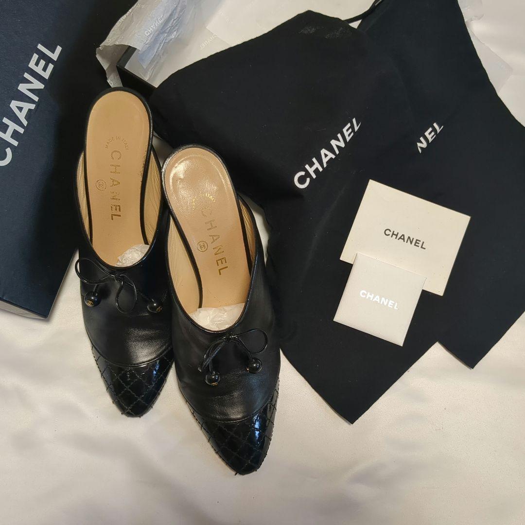 再)お値下げしました)CHANEL ブラックレザー ミュール