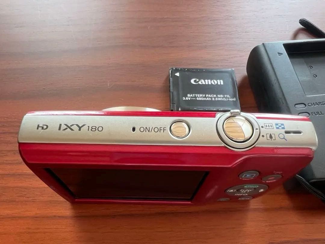 Canon IXY 180 レッド　（その1）